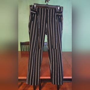 Cute peg striped pants